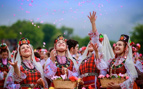 Bulgaristan Kazanlık Gül Festivali Turu